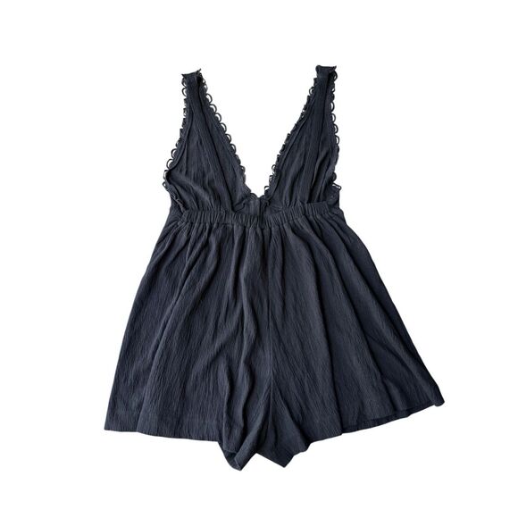 ASOS DESIGN button front lace trim swing cami romper in black Size 8 - Picture 5 of 11